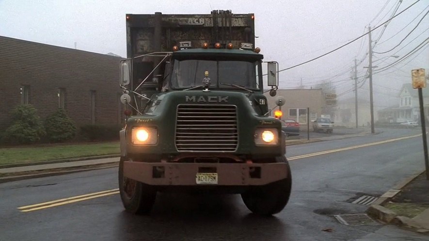 Mack USeries Leach 2RII in "The Sopranos, 19992007"
