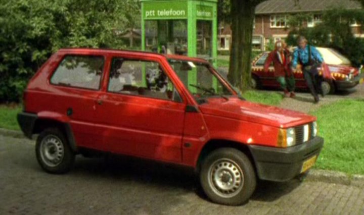 Imcdb Org 1986 Fiat Panda L 141a In Bassie En Adriaan En De Verdwenen Kroon 1988