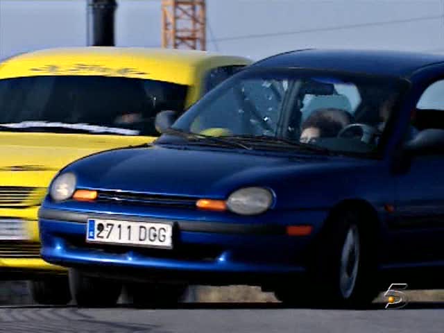 IMCDb.org: 1995 Chrysler Neon [PL] in "Hospital Central, 2000-2012"
