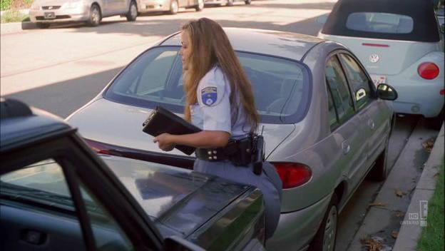 IMCDb.org: 1998 Ford Escort in &ldquo;My Name Is Earl, 2005-2009&rdquo;