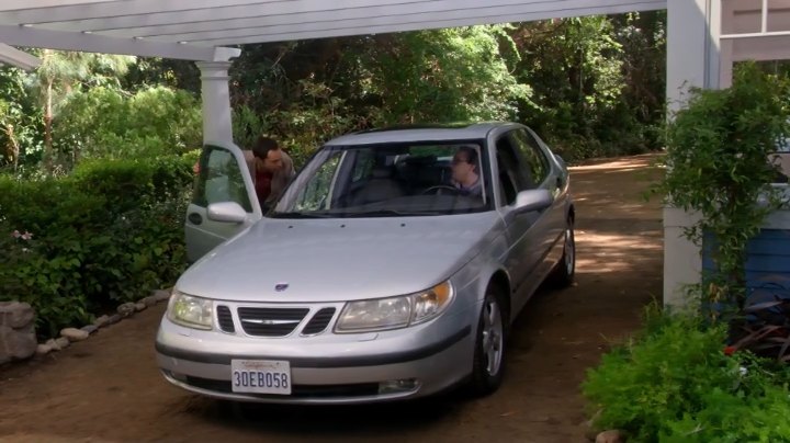 IMCDb.org: 2002 SAAB 9-5 Gen.1 in "The Big Bang Theory, 2007-2019"