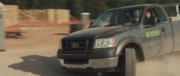 IMCDb.org: 2004 Ford F-150 Regular Cab XL [P221] in "Killers, 2010"