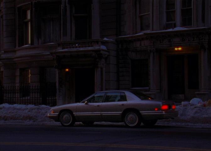 IMCDb.org: 1993 Buick Park Avenue Ultra in "Seinfeld, 1989-1998"