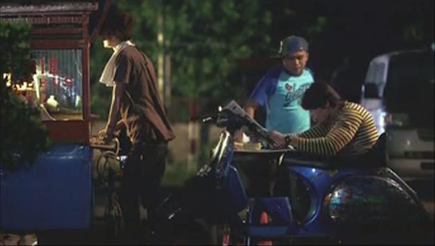 Piaggio Vespa in "Dendam dari kuburan, 2012"