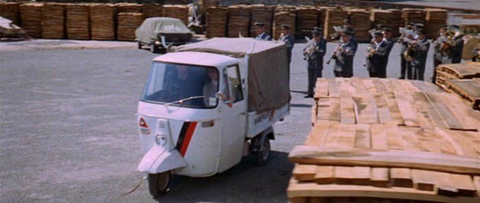 Imcdb Org Piaggio Ape 500 In Certo Certissimo Anzi Probabile 1969