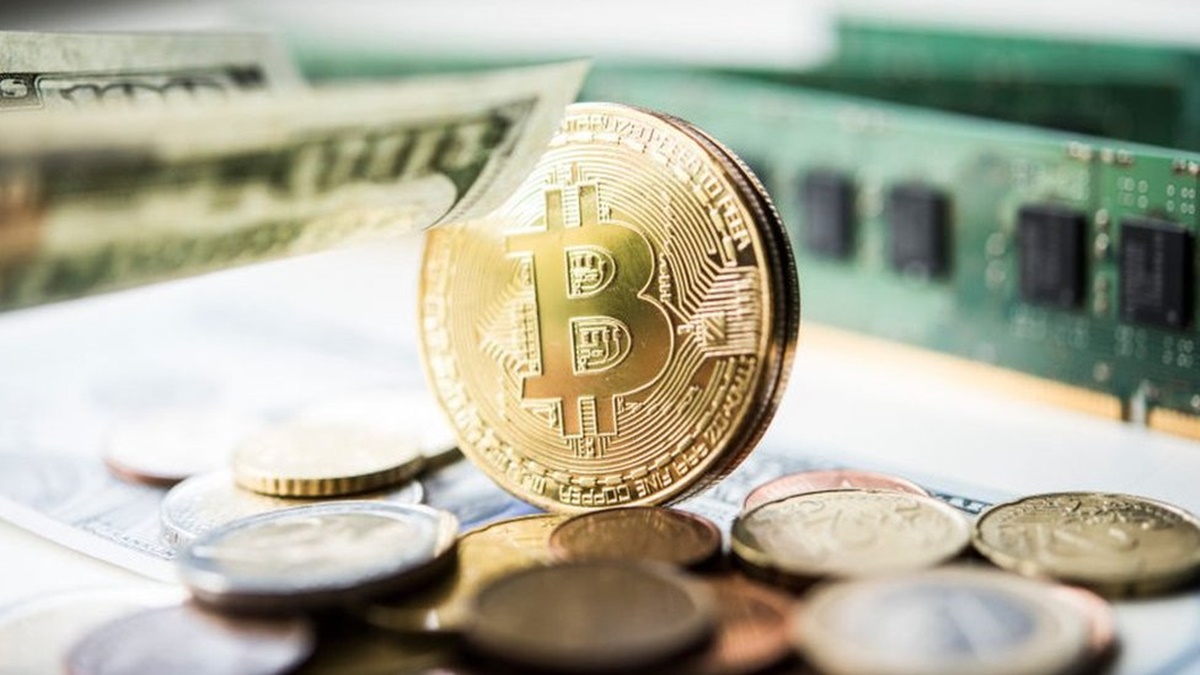 Is It Smart To Invest In Bitcoin Today / Pin by