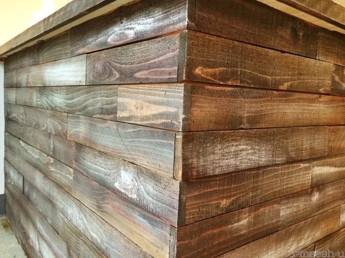 how to paint and stain a bar to look like weathered wood —