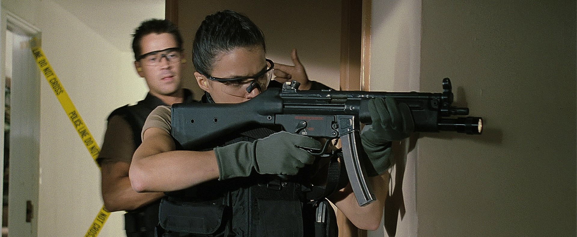 FileSWAT021.jpg Movie Firearms Database Guns in Movies