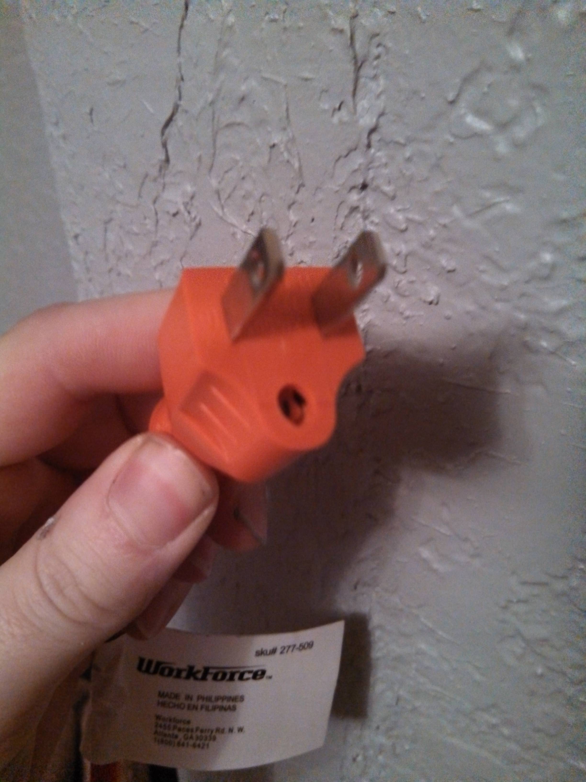 LPT if your extension cord is missing the ground pin, do not use it for power tools. r