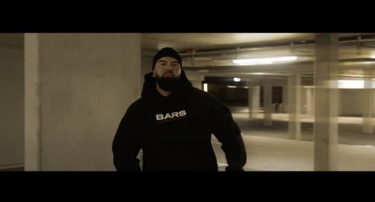Animus Bars Style Check alle Rapper Outfits mit Shop Links