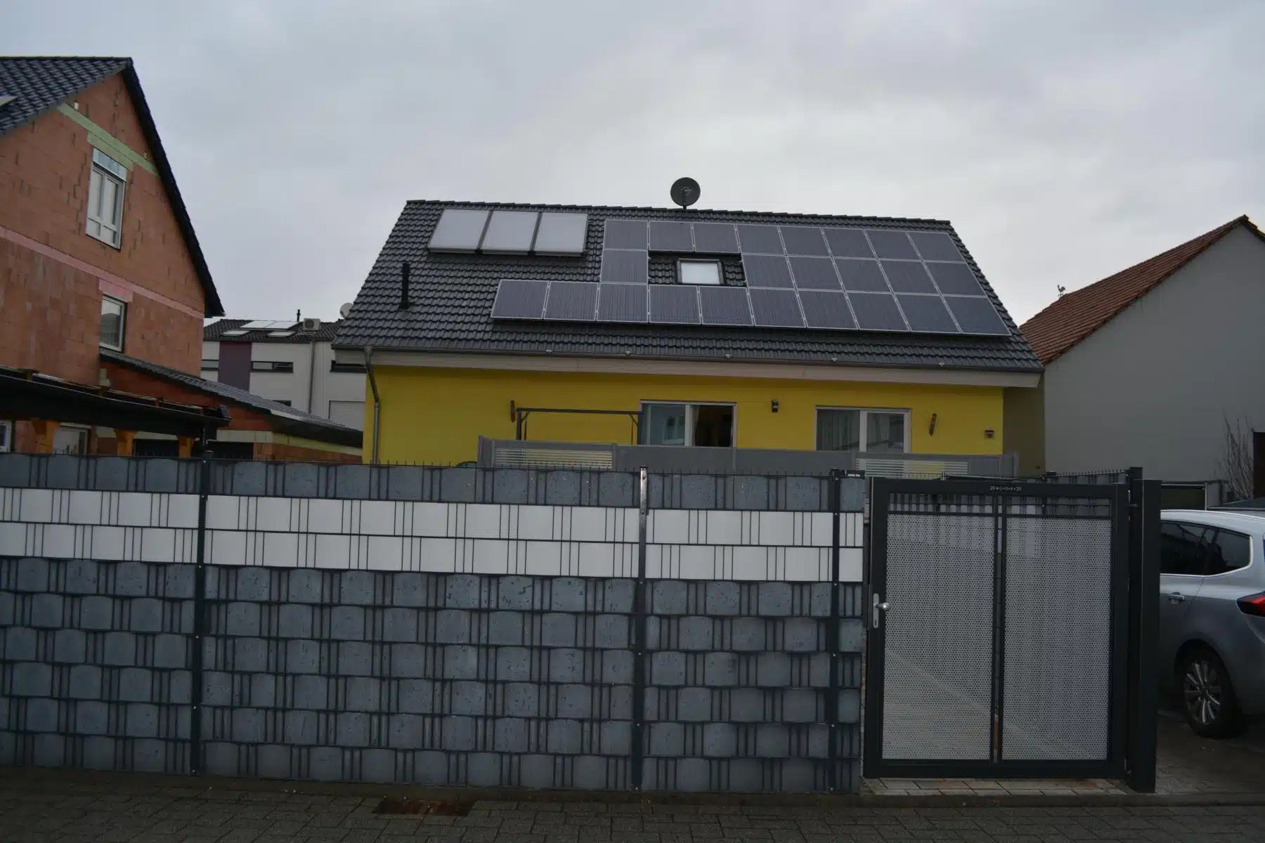 Großzügiges Einfamilienhaus mit Garten in Bad Schönborn zu verkaufen