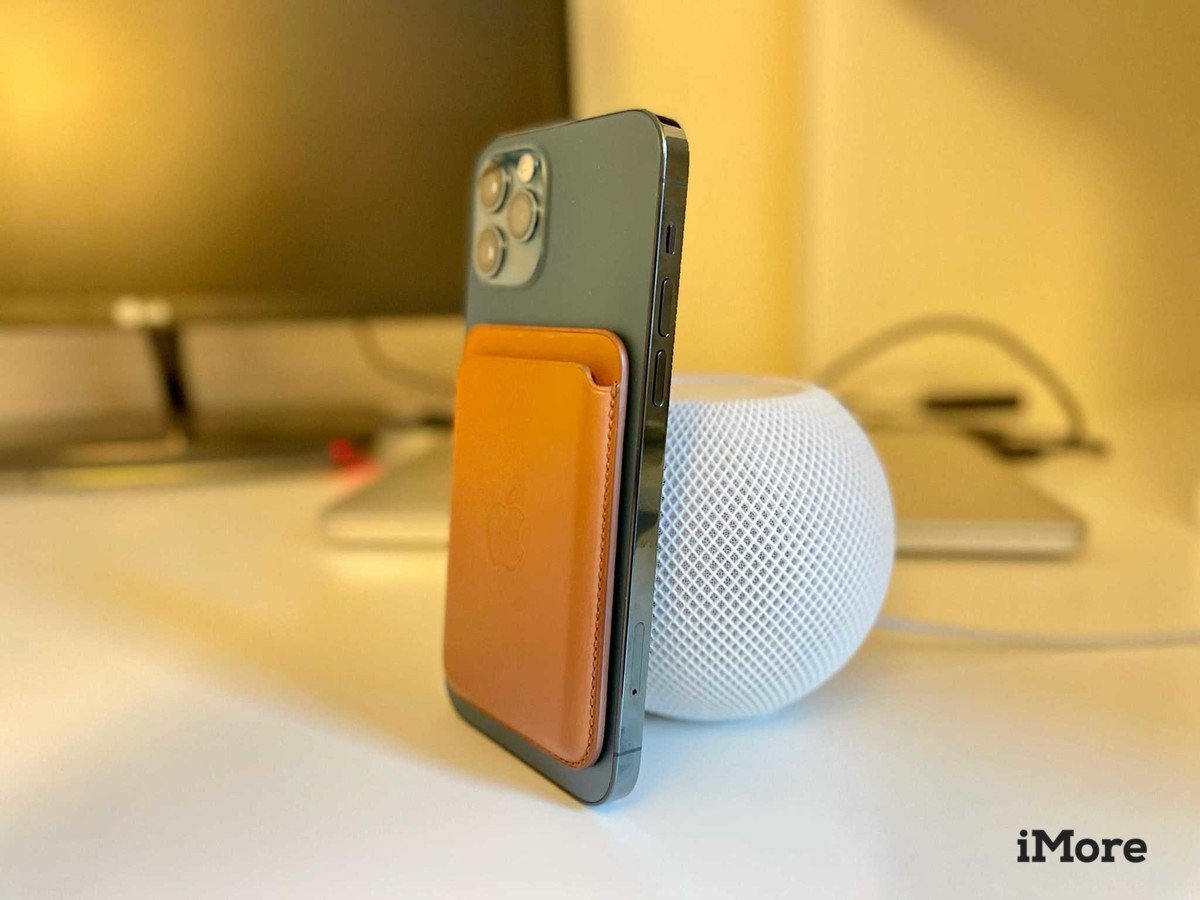 Casetify Custom MagSafe Wallet review A more affordable MagSafe wallet