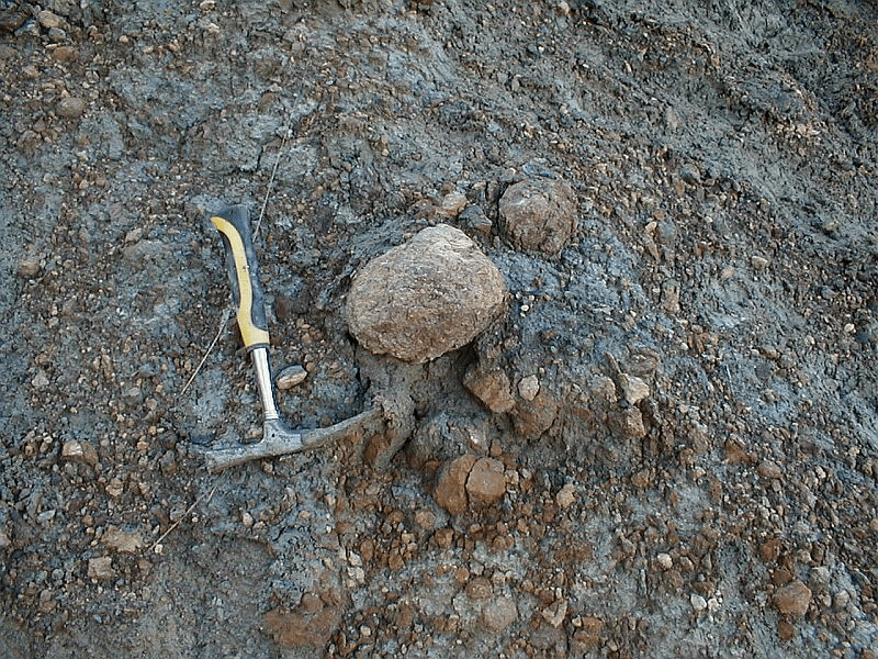 The Weaubleau impact structure "round rocks" ("Missouri rock balls