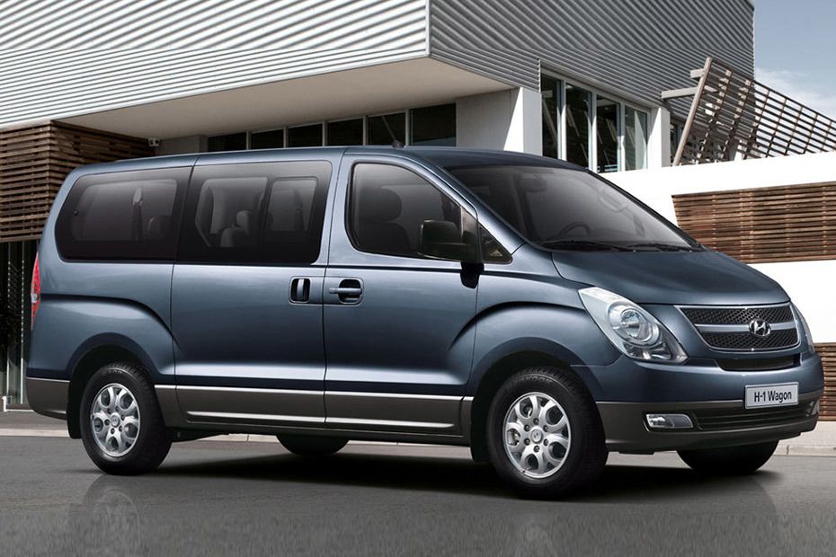 Hyundai H1 9 Passenger VAN Rent Dubai Imperial Premium Rent a Car