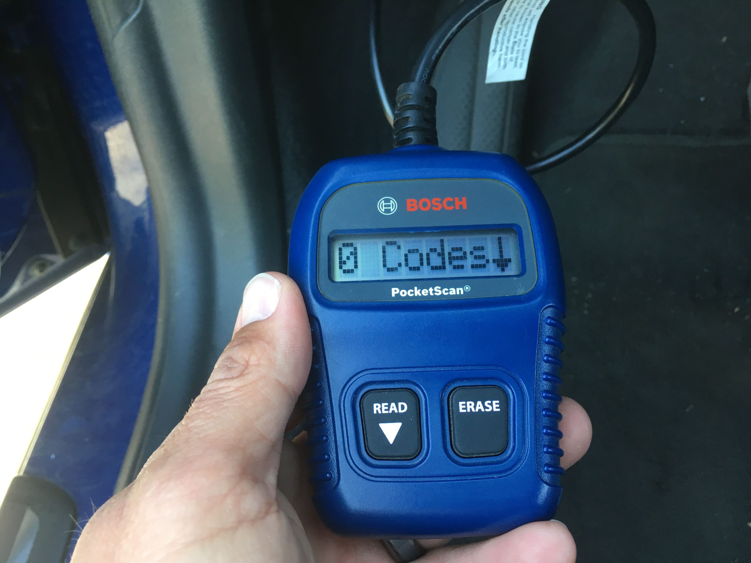 BOSCH OBD 1000 Diagnostic Vehicle Scanner - Moderate Bang for Buck on