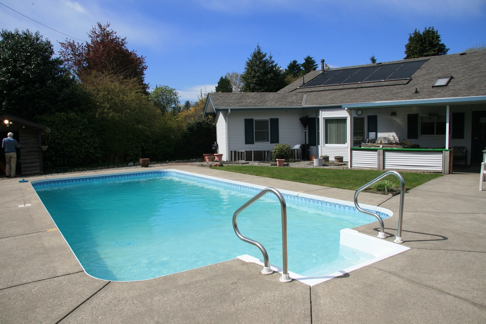 How to heat a swimming pool for free (well, almost free)