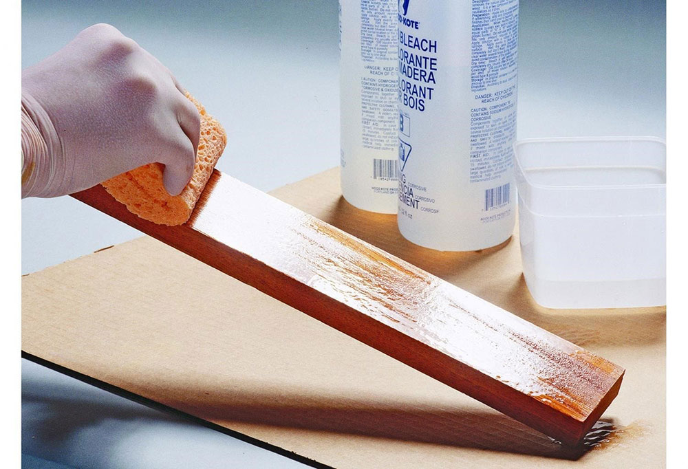 How to lighten stained wood (DIY guide)