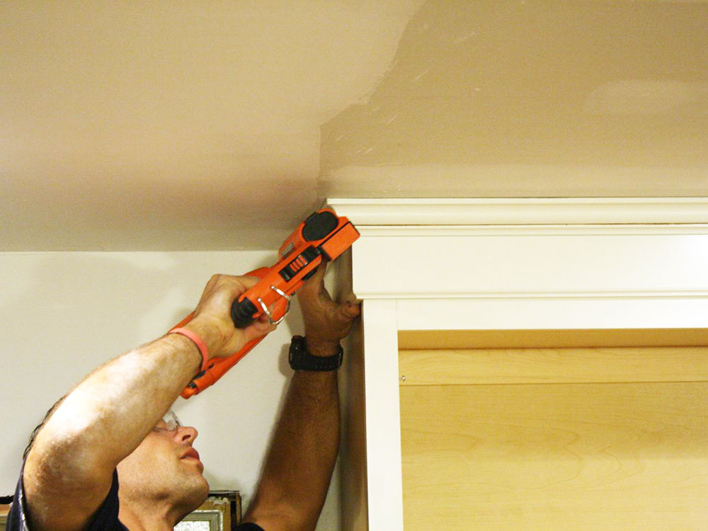 How To Install Crown Molding On Kitchen