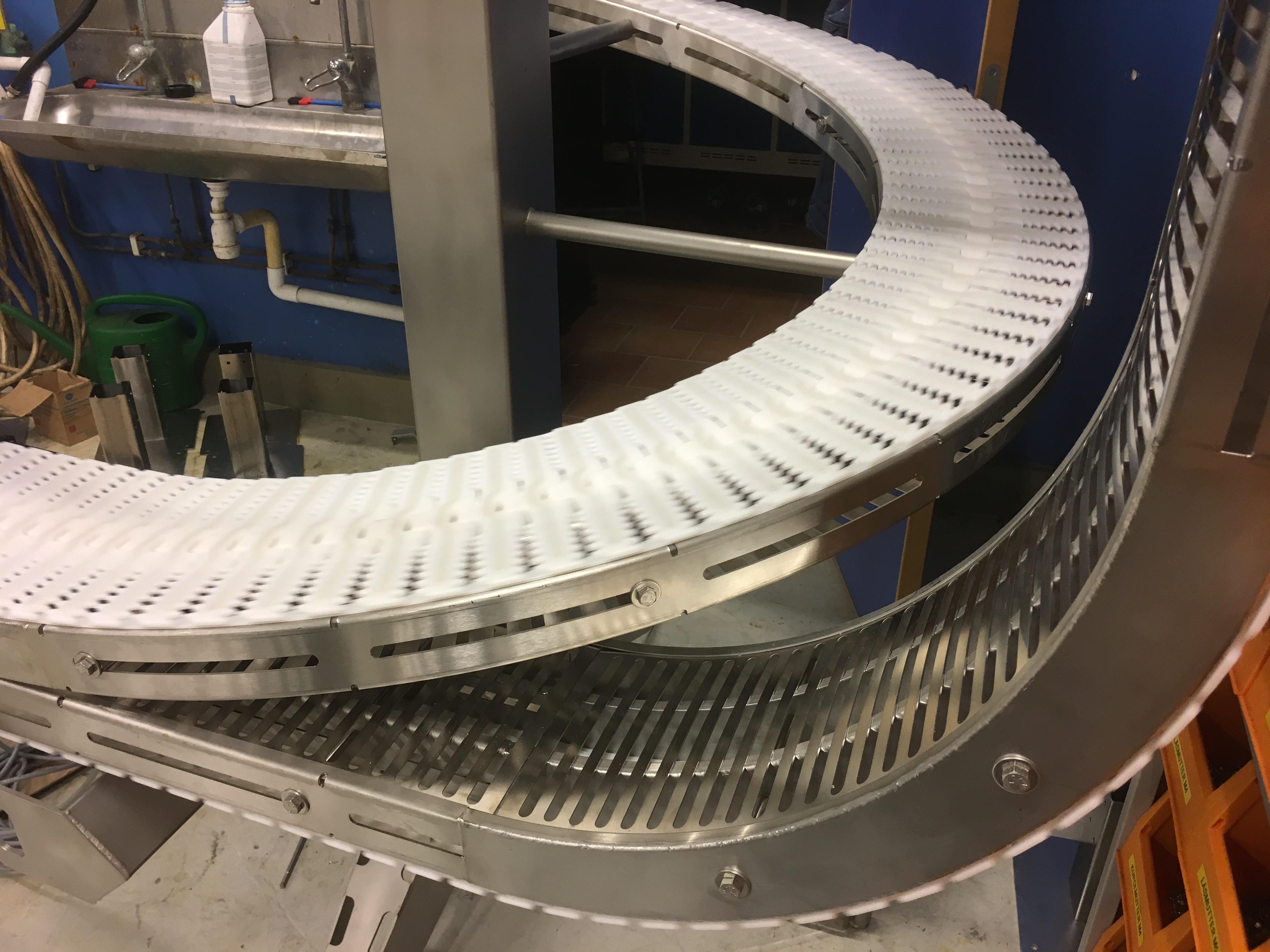 Plastic Conveyor Systems & Plastic Conveyors Carryline USA