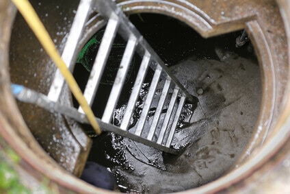 Regenwasser Sickergrube Wie Man Sie Baut Und Was Zu Beachten Ist - Aktuelle Bauanleitung Für Eine Sickergrube Für Regenwasser