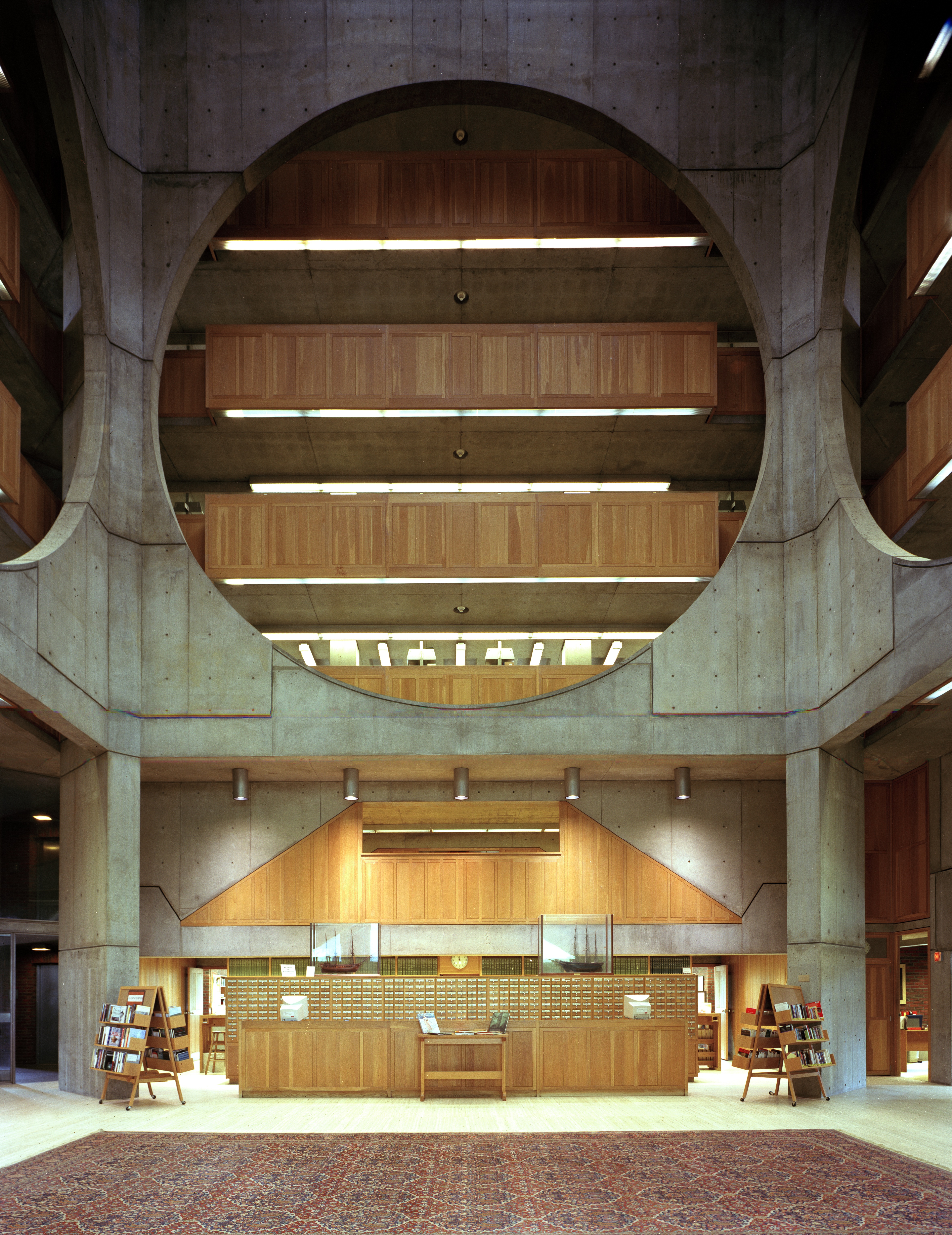 Top 7 Designs By Modernist Architect Louis Kahn Modernism Buildings