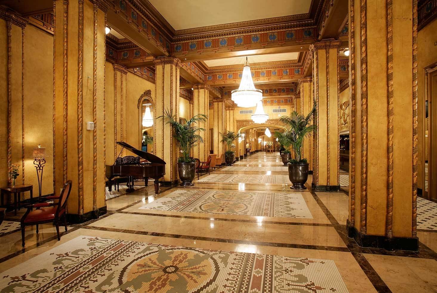 5 Captivating Hotel Lobbies in the U.S. Incollect