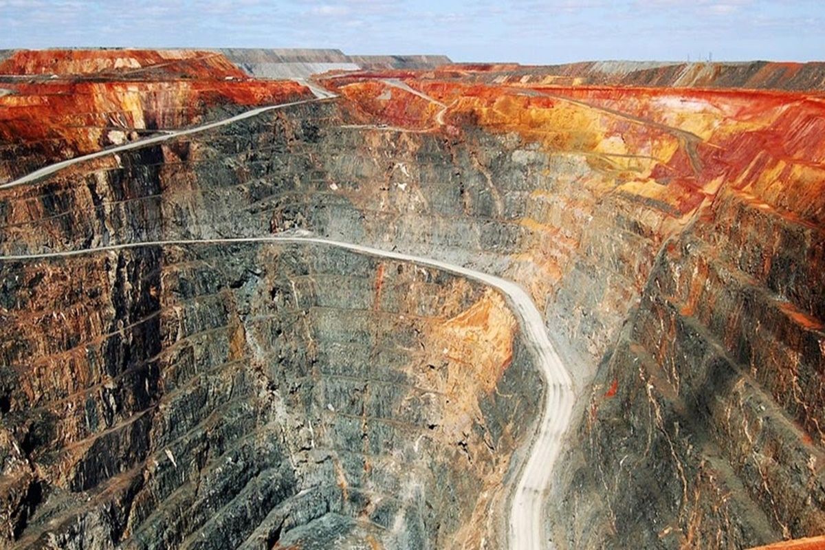 KGF Karnataka Plans To Set Up Industrial Township At Kolar Gold Field