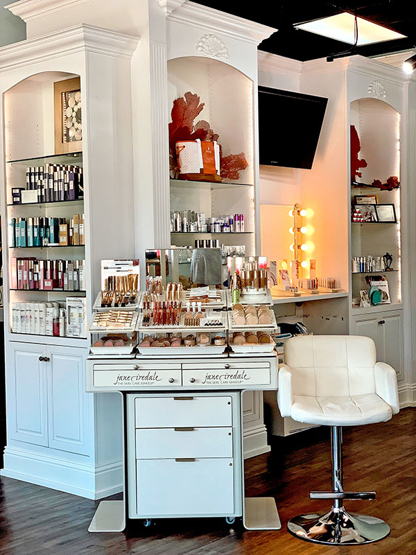 best hair salons vero beach Leeanna Thiel