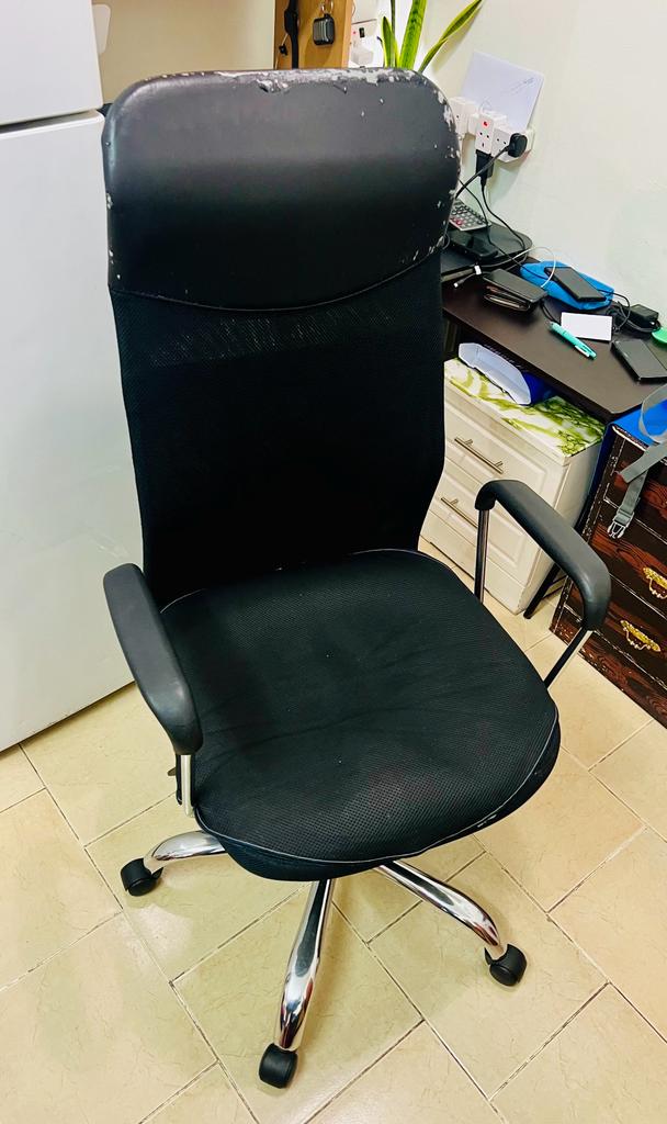 Kuwait buy & sell Classifieds office chair for sale..