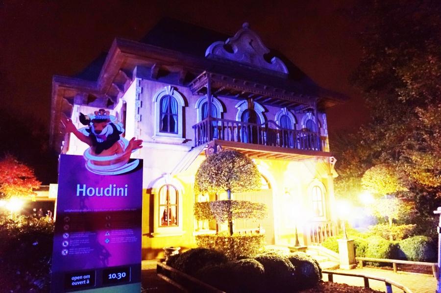 Verslag YAWNS, Huis van Houdini in Bellewaerde, 13 november 2014