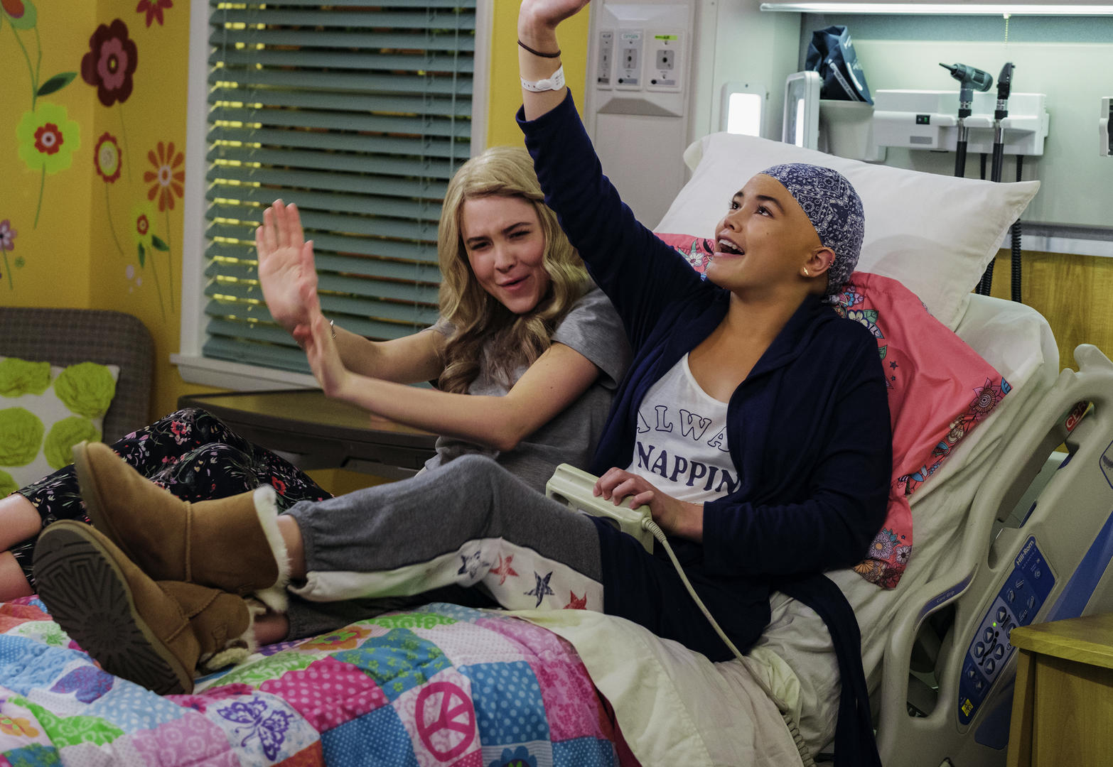‘Alexa & Katie’ Trailer Netflix’s Show About BFFs Dealing With Cancer