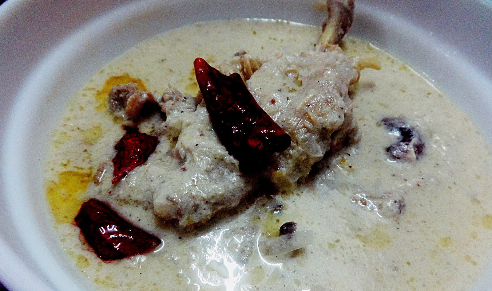 kolhapuri pandhara rassahow to make pandhara rassa