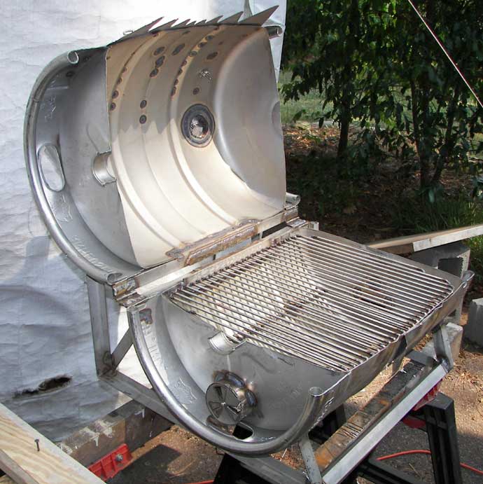 Industrious Designs Beer Keg Grill