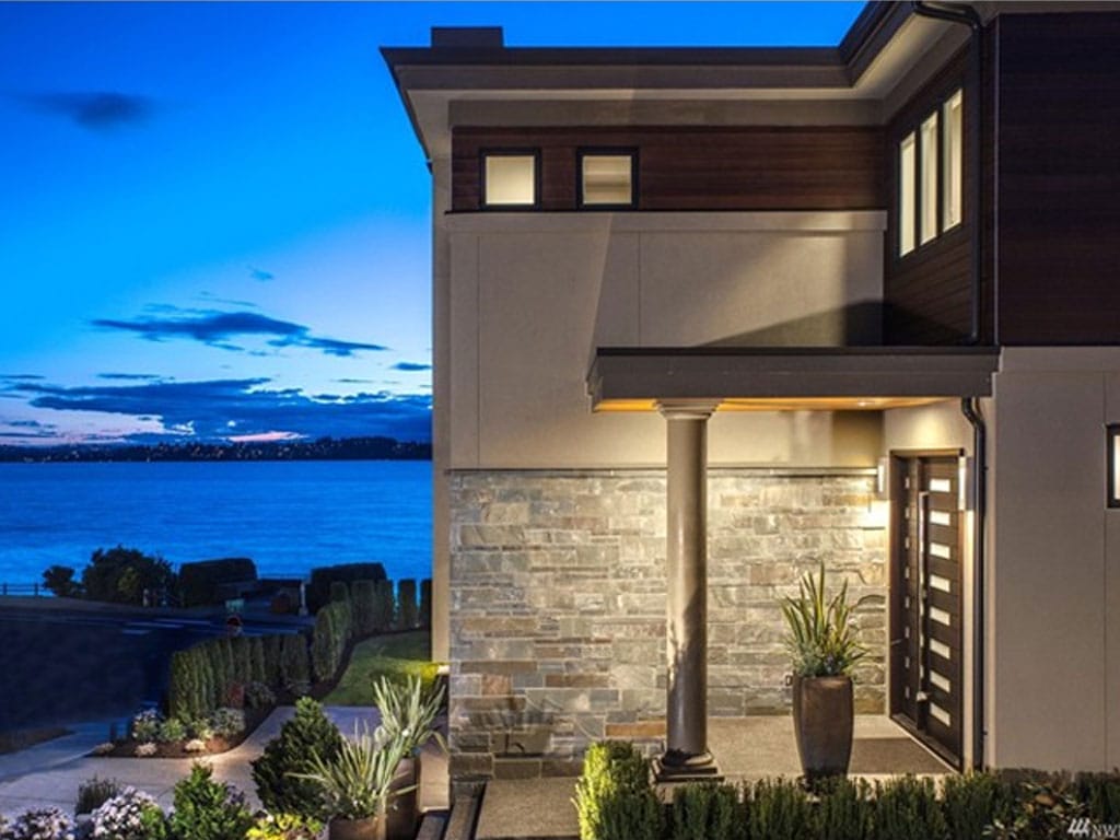 Kirkland Waterfront * Infiniti Real Estate and Development