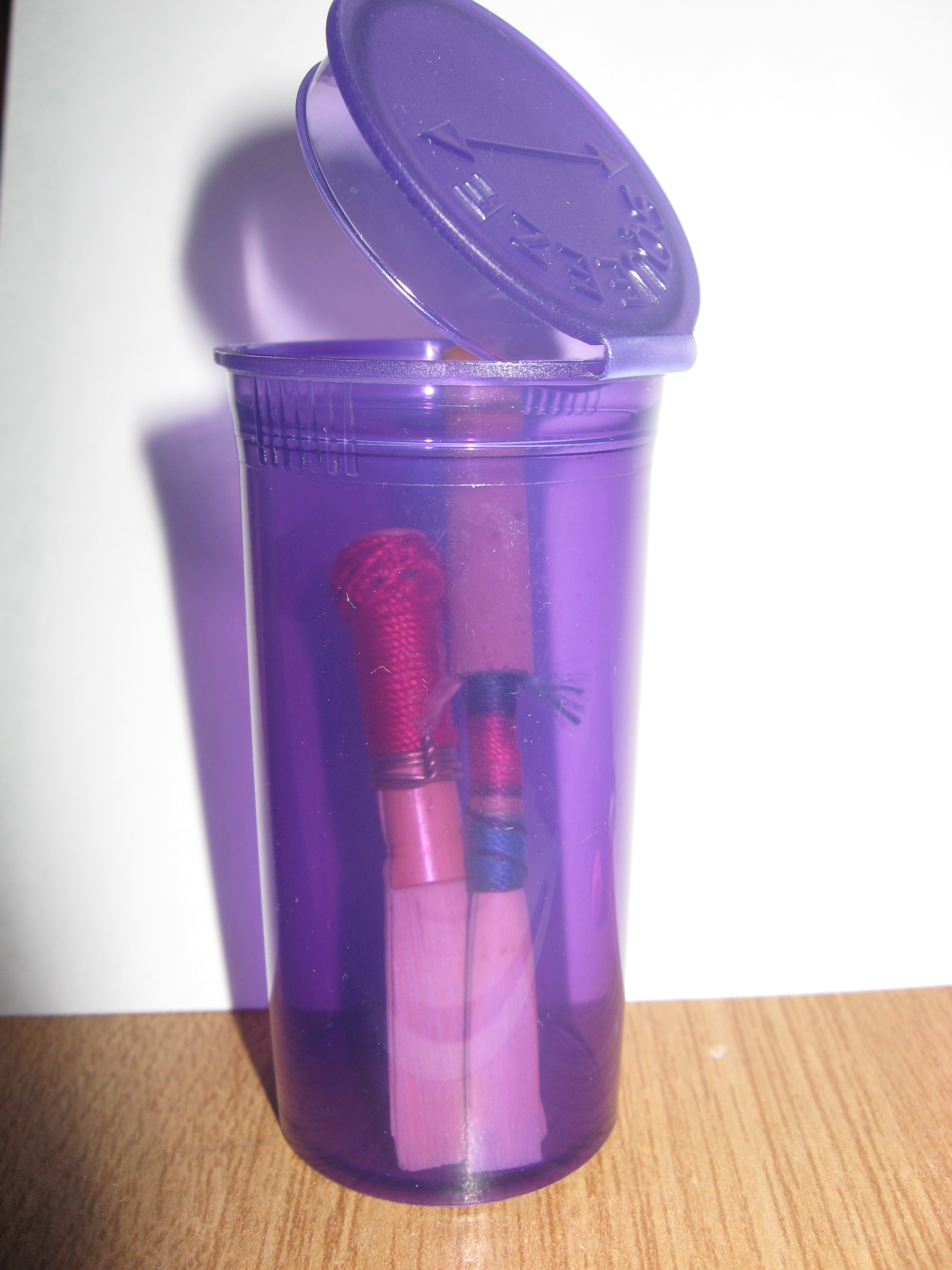 Infiniti Reeds, providing quality handmade oboe reeds and oboe reed