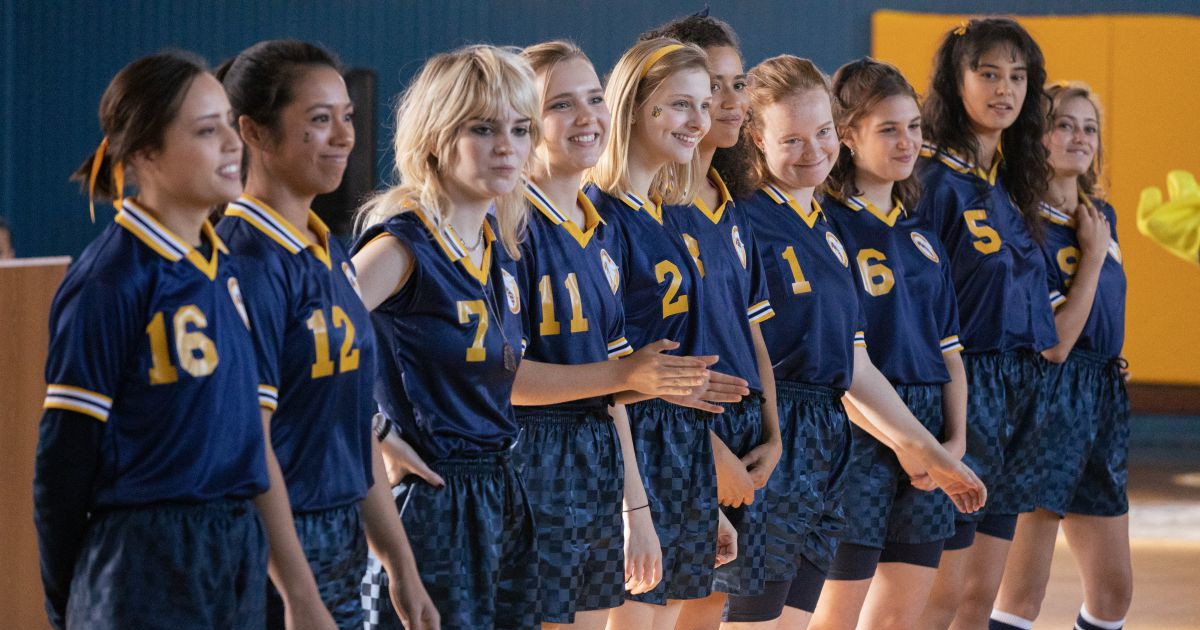 Crítica Yellowjackets 1ª Temporada Infinitividades