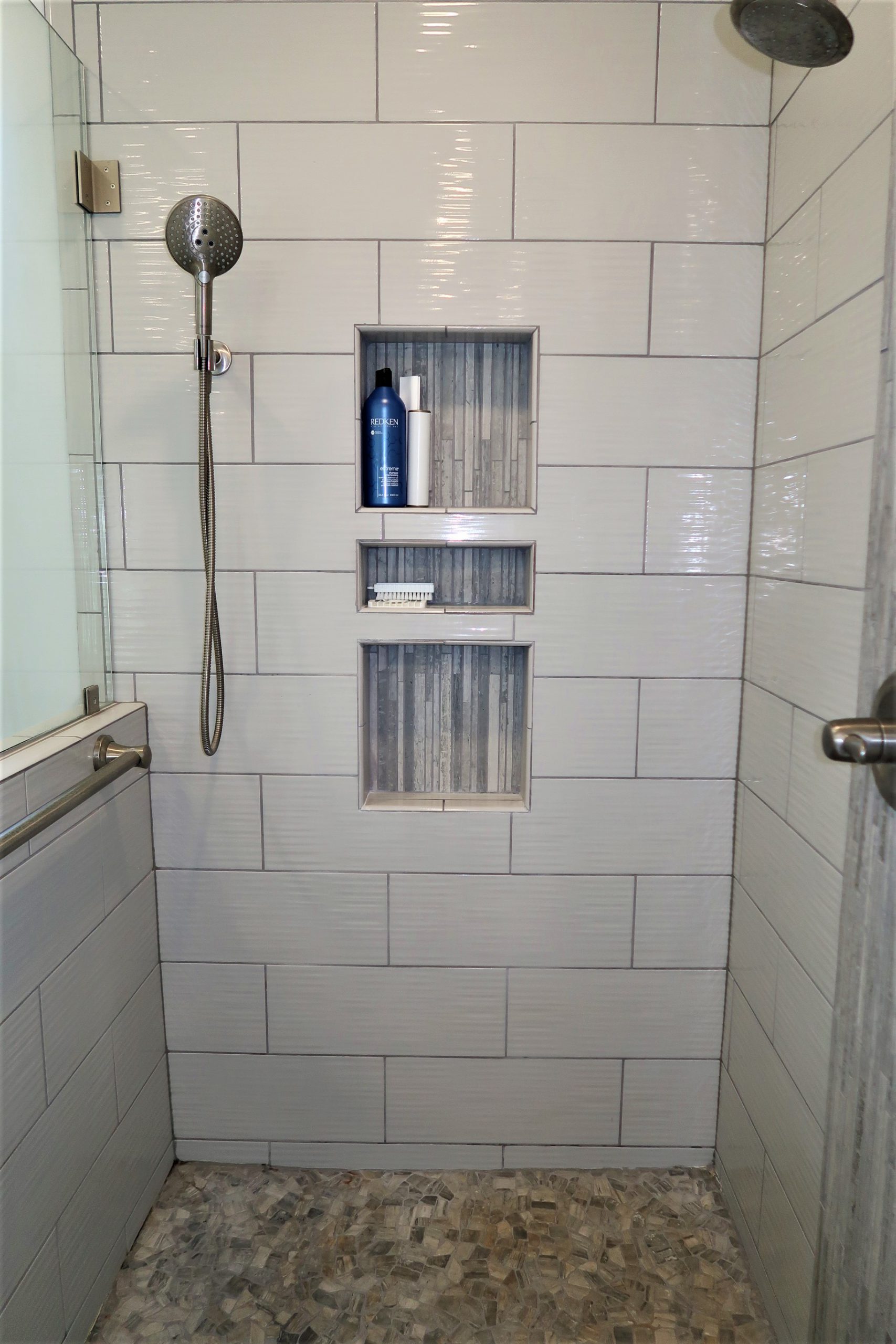 ELRM1 Lyman Bath Remodel Knoxville Infinity Construction