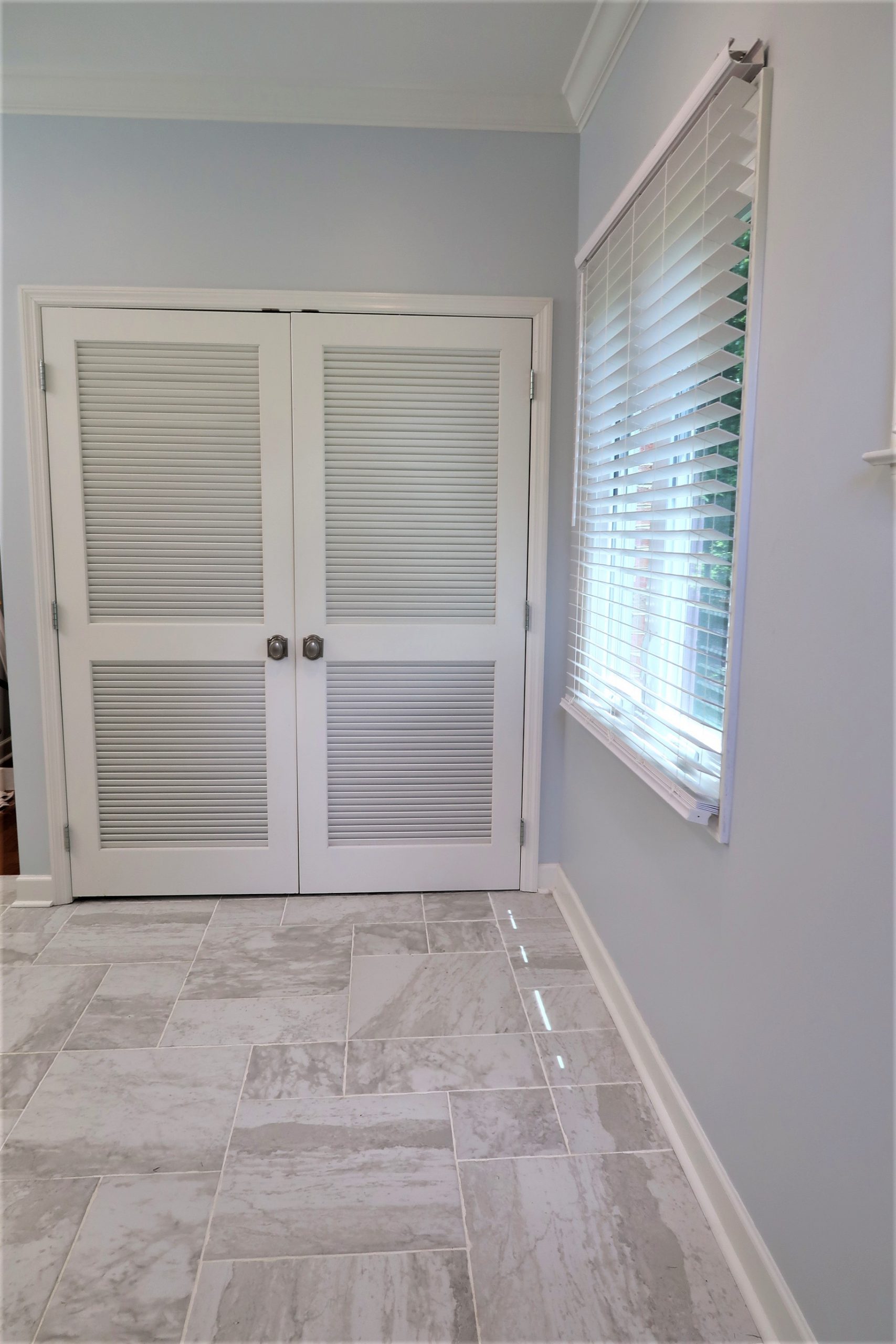 ELRM1 Lyman Bath Remodel Knoxville Infinity Construction