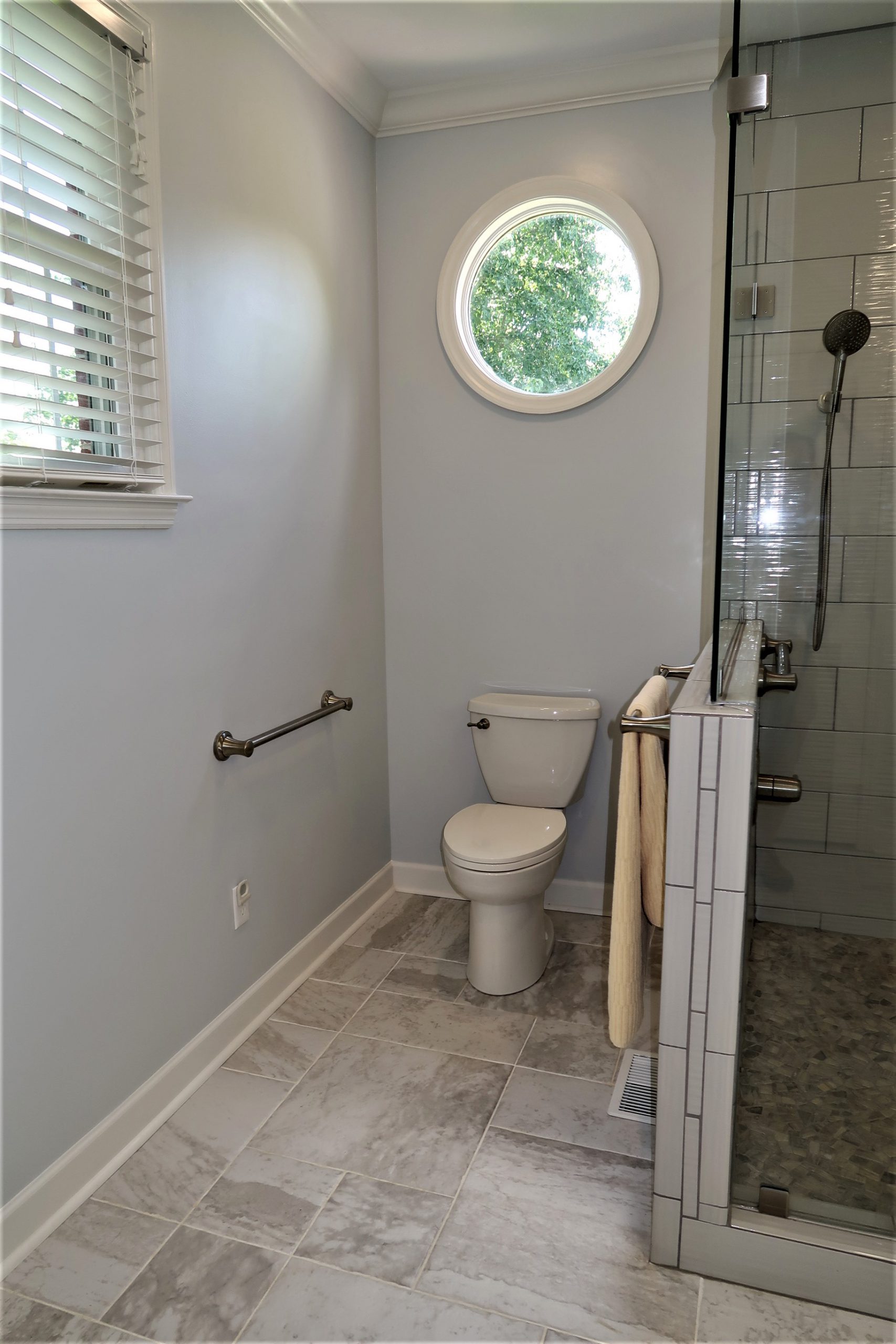 ELRM1 Lyman Bath Remodel Knoxville Infinity Construction