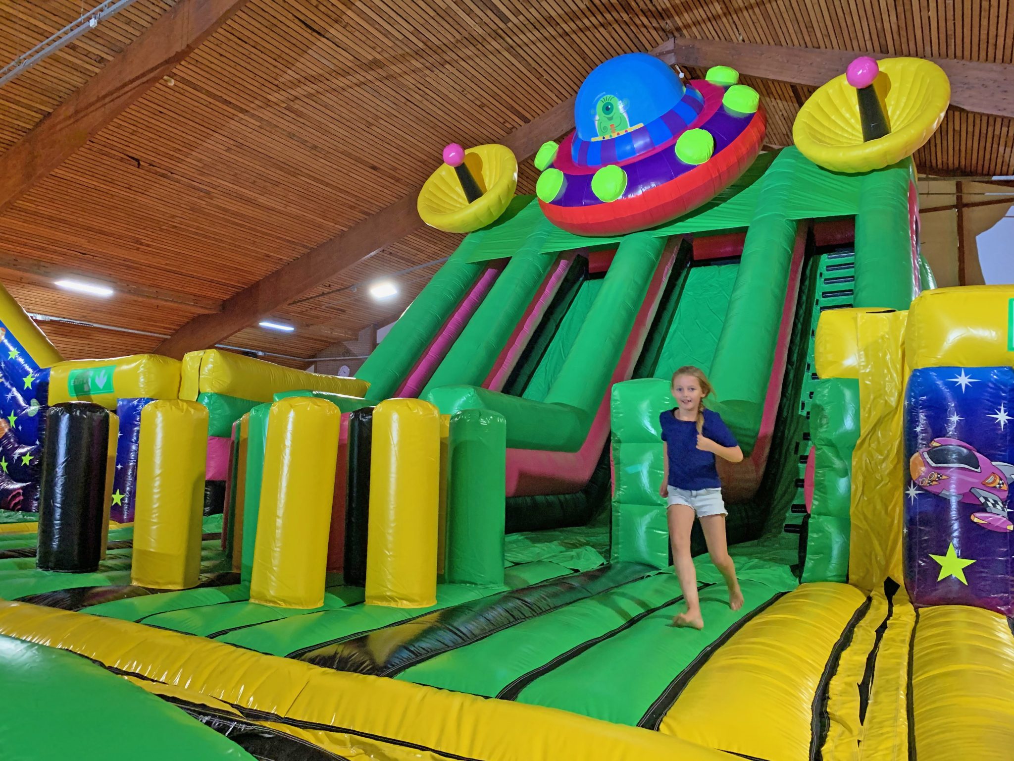 Inflatable Theme Park manufacturer Jump Factory