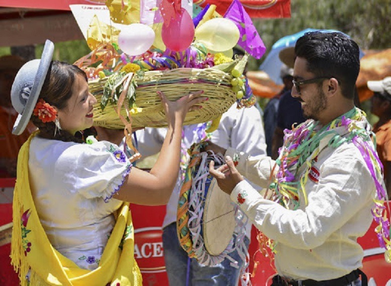 Fiesta de comadres y compadres es declarado Patrimonio Cultural