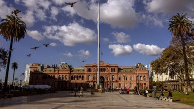 Argentinos votam em eleição legislativa crucial em Buenos Aires
