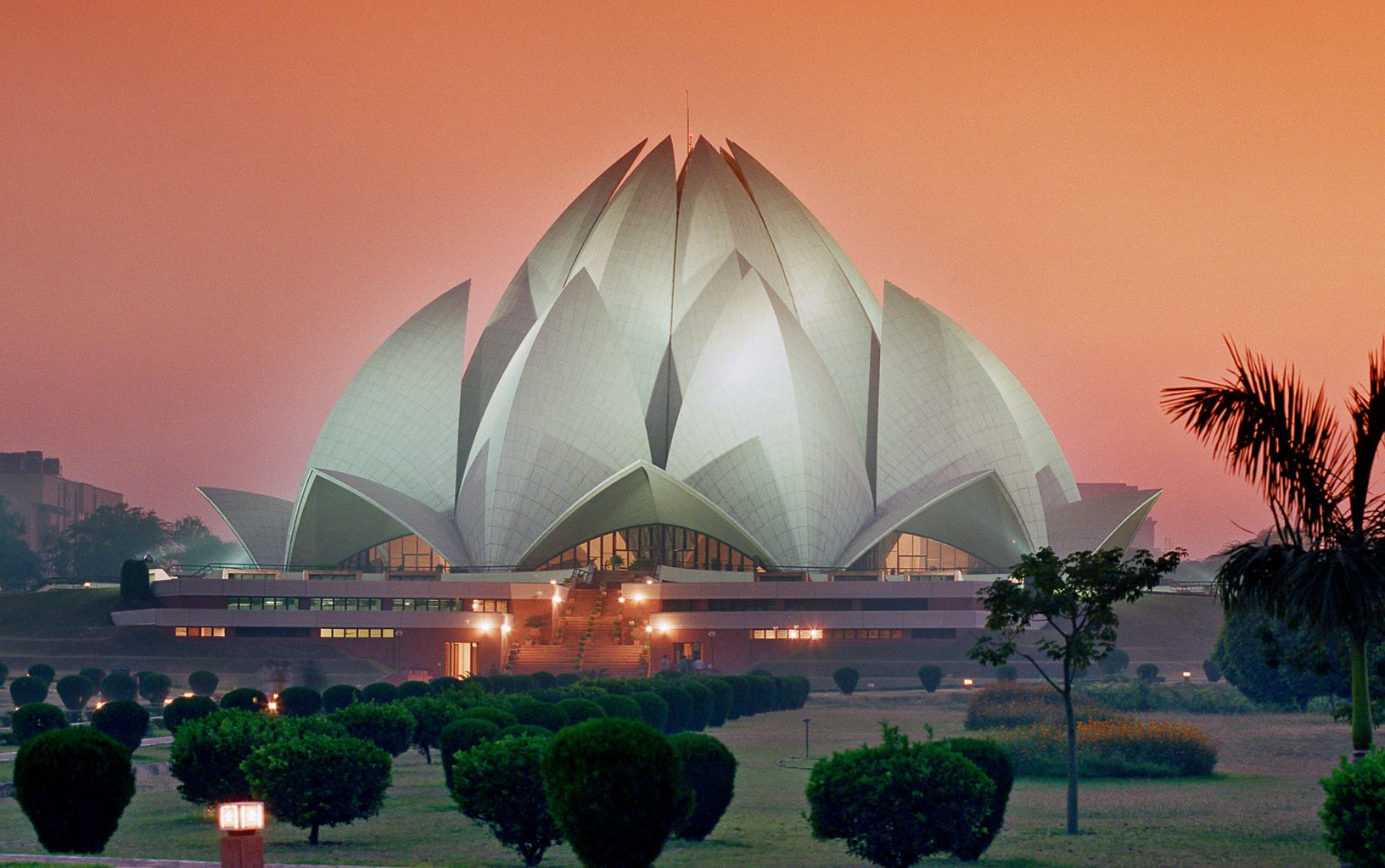 Lotus Temple Delhi, India Infy world