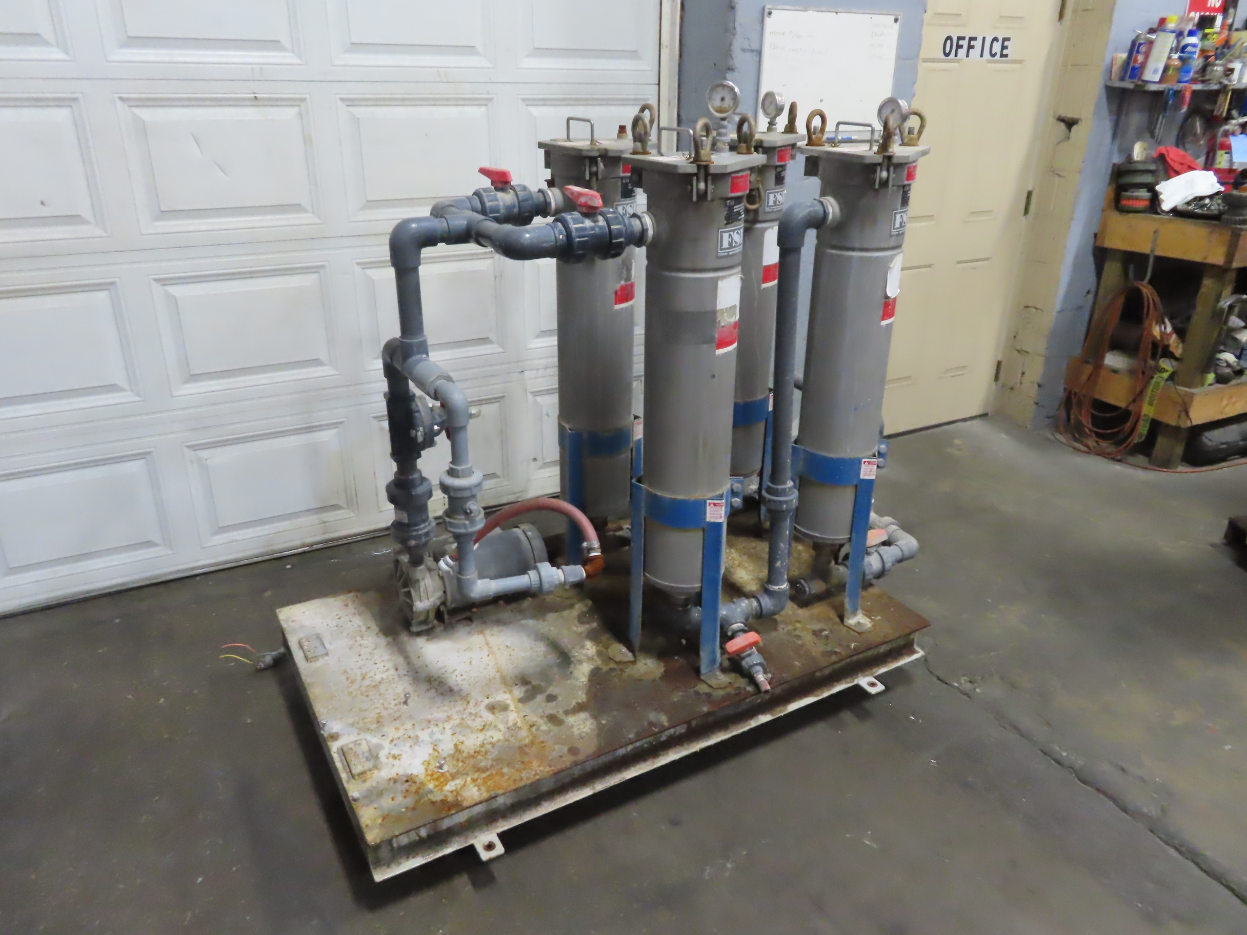 Filter Specialists Bag Filters, Qty. 4 with Pump