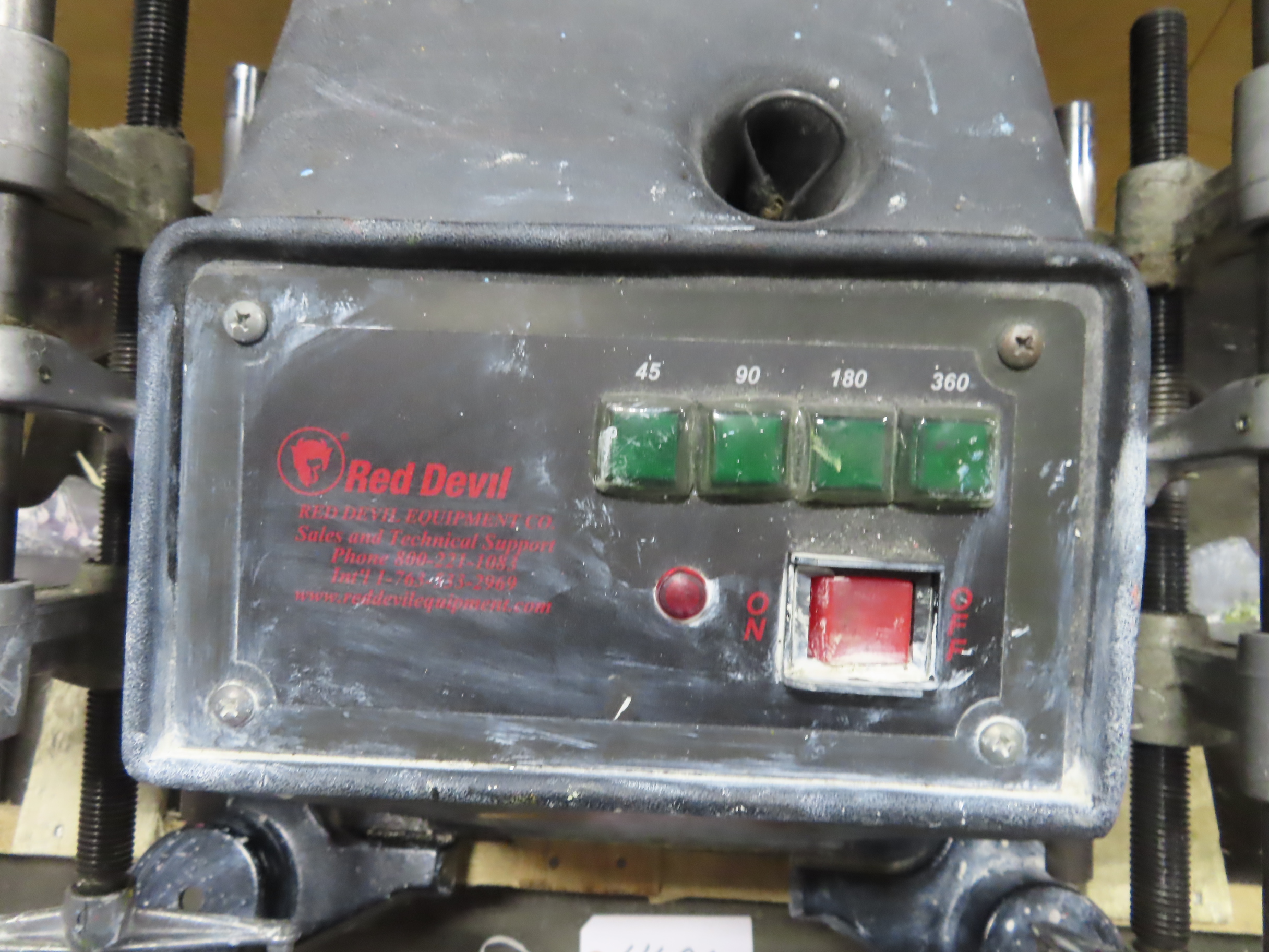 Red Devil Twin Arm Paint Shaker