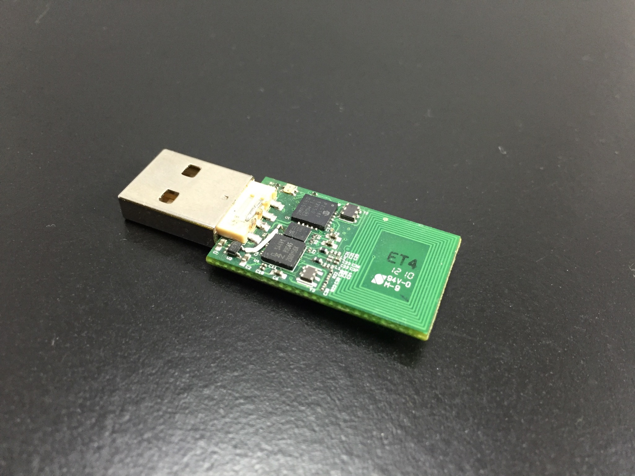USB Reader with Secure Element | Ingenutec