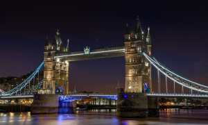 Tower Bridge Iluminado