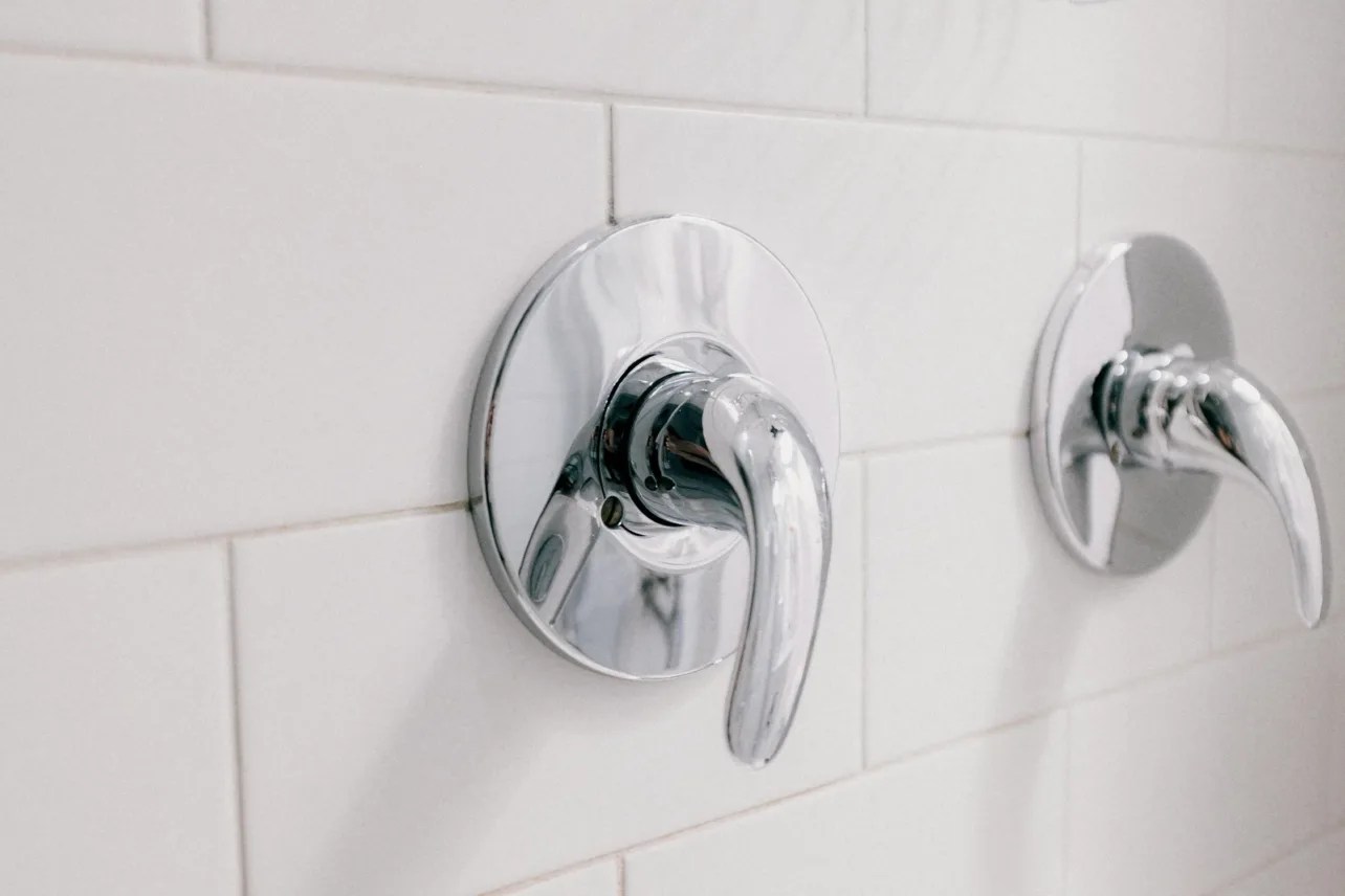 Our Guide to Choosing and Installing Shower Grab Bars InHomeCare