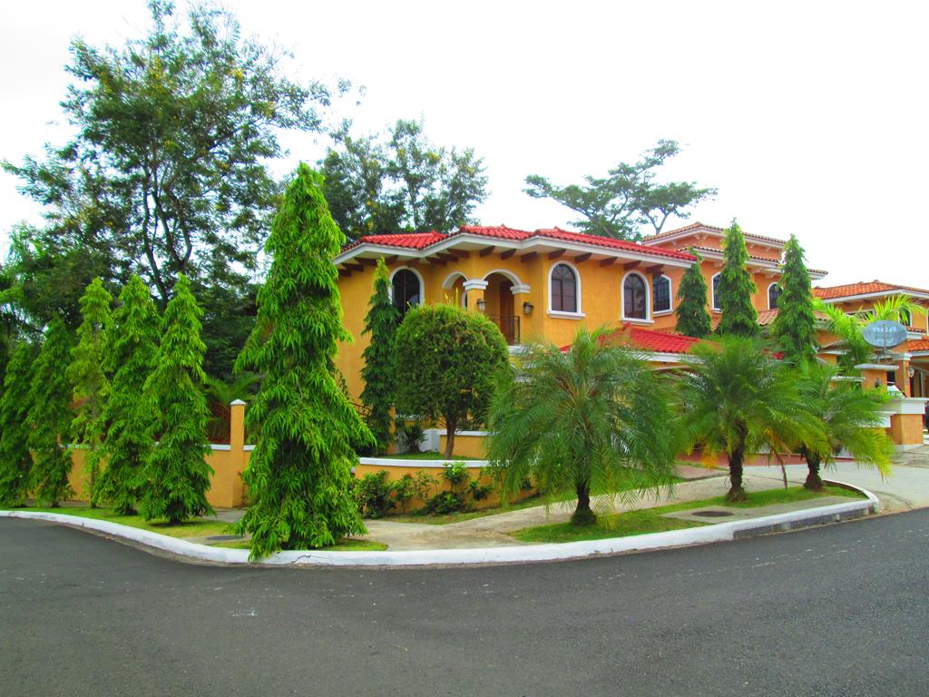 House for rent clayton village, panama P55155 InmoPanama