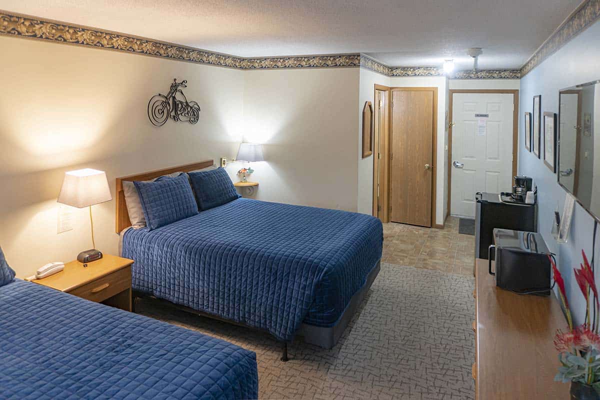 Double Room Queen Beds Inn on the River Trempealeau